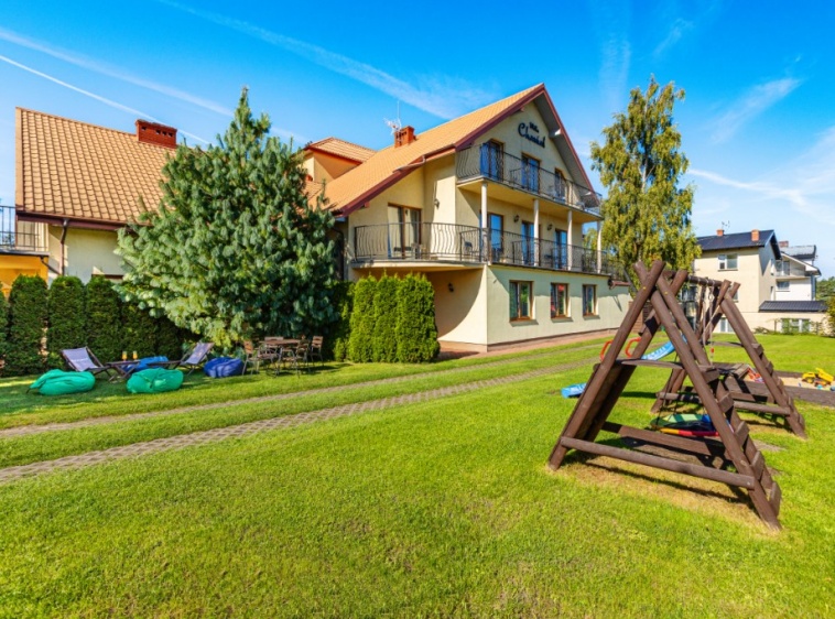 Willa Chantal ?v=1.0